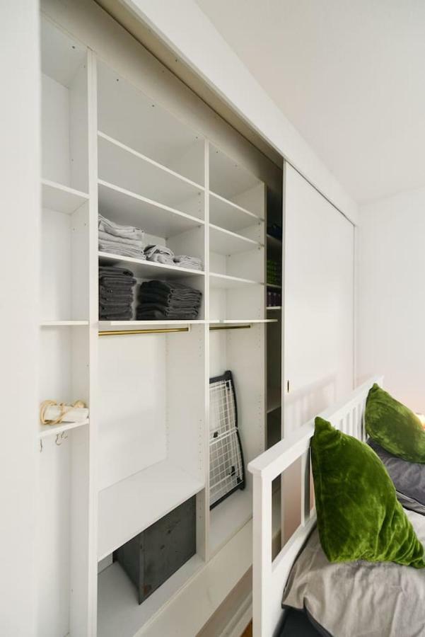 Kanalvilla - Urlaub Am Nord-Ostseekanal - Zwei Ferienwohnungen Im Angebot- Eine Im Dachgeschoss Und Eine Wohnung Mit Garten Sehestedt  Extérieur photo