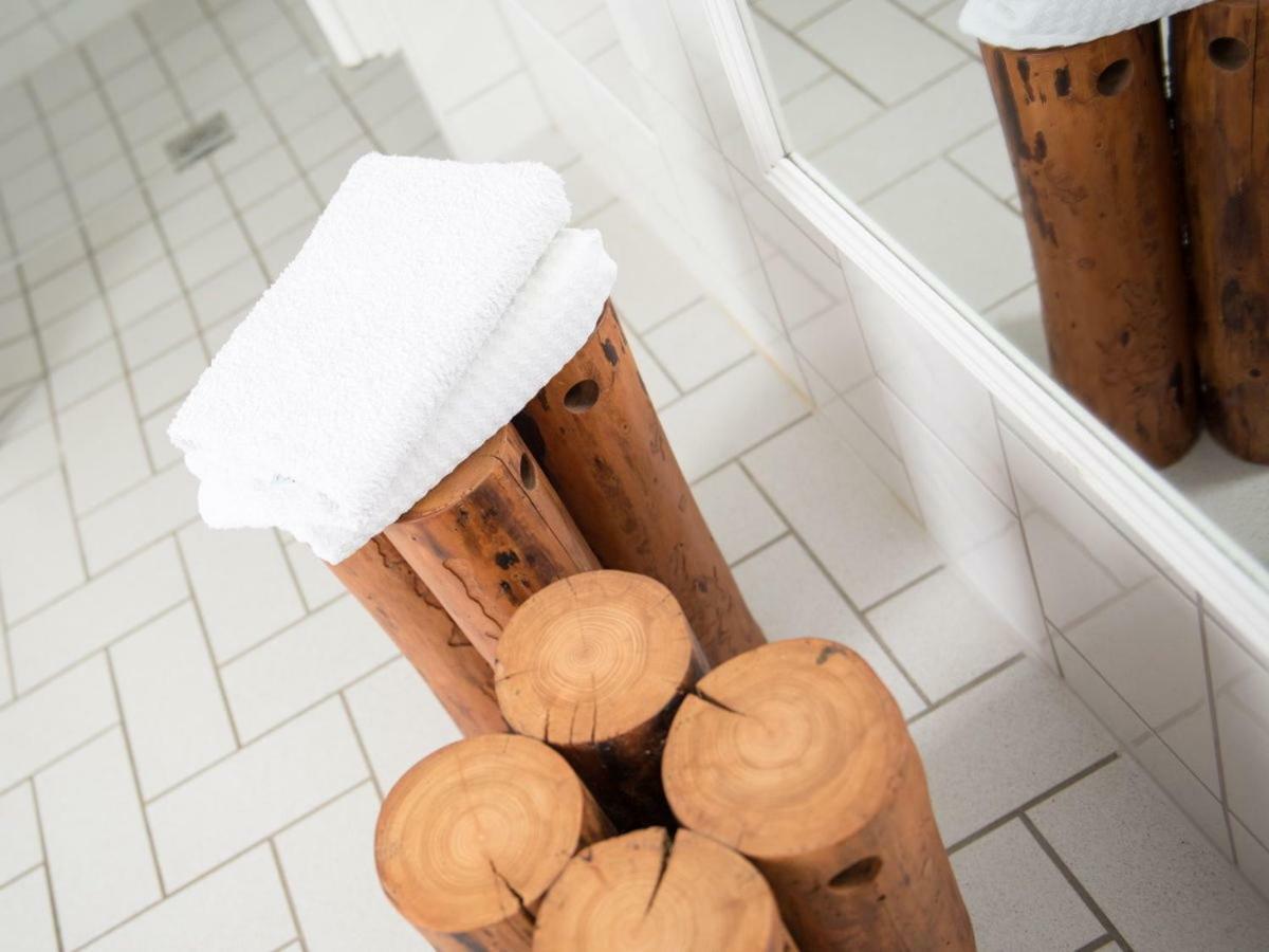 Kanalvilla - Urlaub Am Nord-Ostseekanal - Zwei Ferienwohnungen Im Angebot- Eine Im Dachgeschoss Und Eine Wohnung Mit Garten Sehestedt  Extérieur photo
